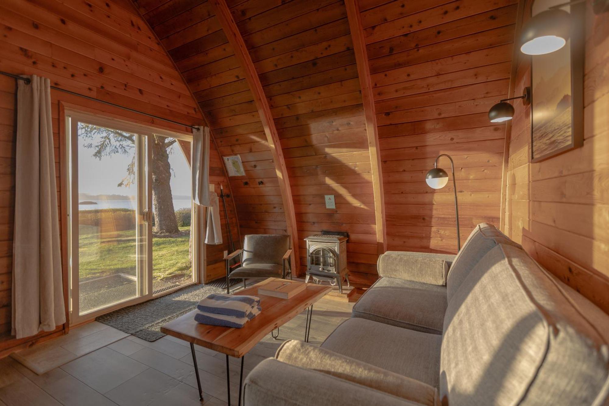 One-Bedroom Suite,1643766299:JPEG